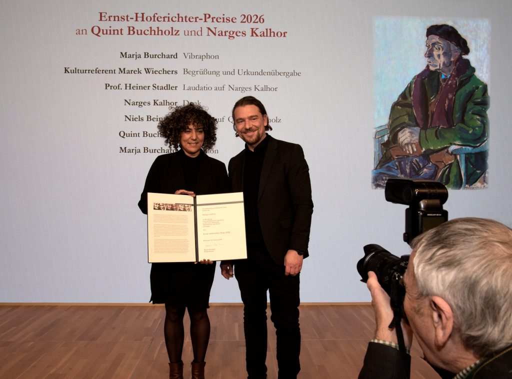 die Filmemacherin Narges Kalhor bei der Verleihung der Hoferichter-Preise im Münchner Literaturhaus.